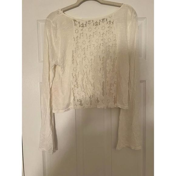 E (Hanger) M Long Sleeve White Crop Top- Lace Back- Size Large - Picture 6 of 8